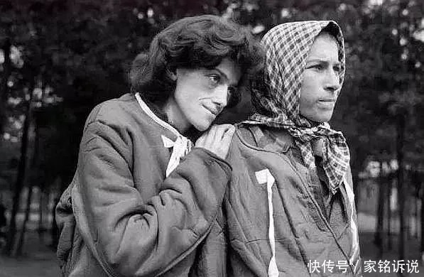 犹太妇女|一组罕见老照片,直击二战纳粹集中营,图4抓捕的全部是犹太妇女