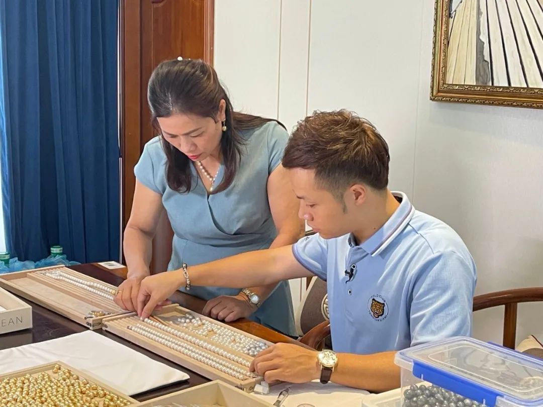 南海区 为爱美人士提供浪漫首饰!“90后”一手打造南海首家珍珠文化馆→