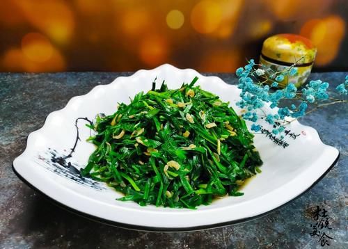 搭配|便秘就怕这蔬菜，秋天正鲜嫩，搭配有“钙库”之称的小海鲜，真鲜