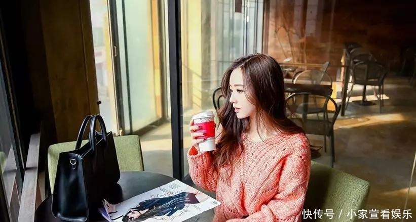 丝袜|大长腿丝袜——孙允珠 粉红色上衣黑丝袜似邻家少女,慢慢少女心