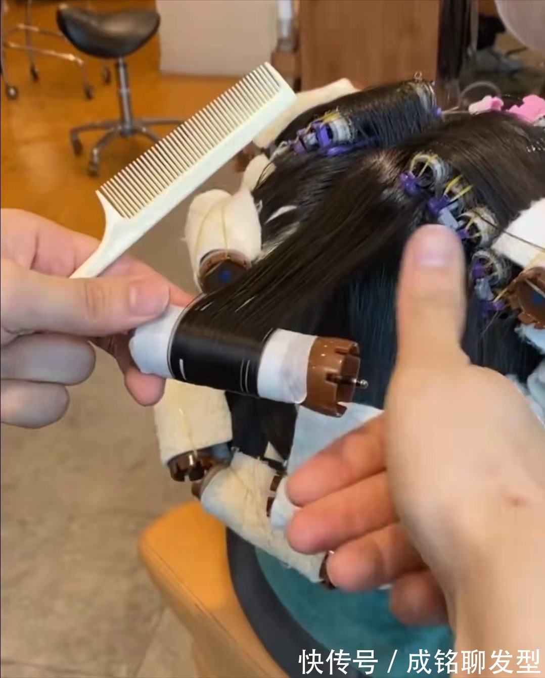 发根 颜值再高也扛不住头顶“趴”,显脸大又没气质,做发型蓬松是关键