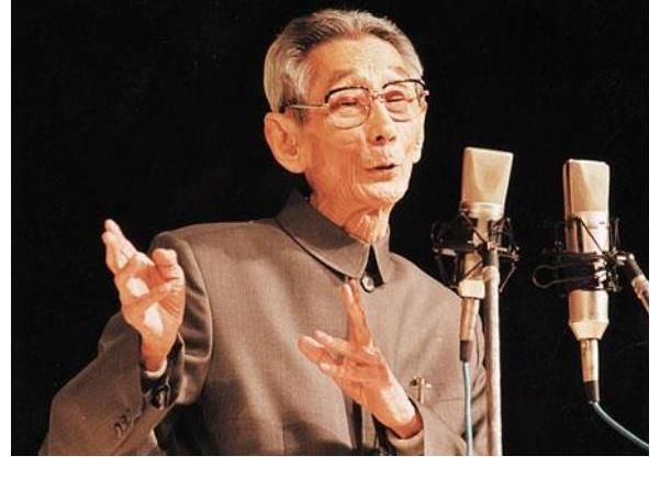 孟鹤堂被错认成鹿晗，烧饼一脸不高兴，网友：他是你的准姑爷爷