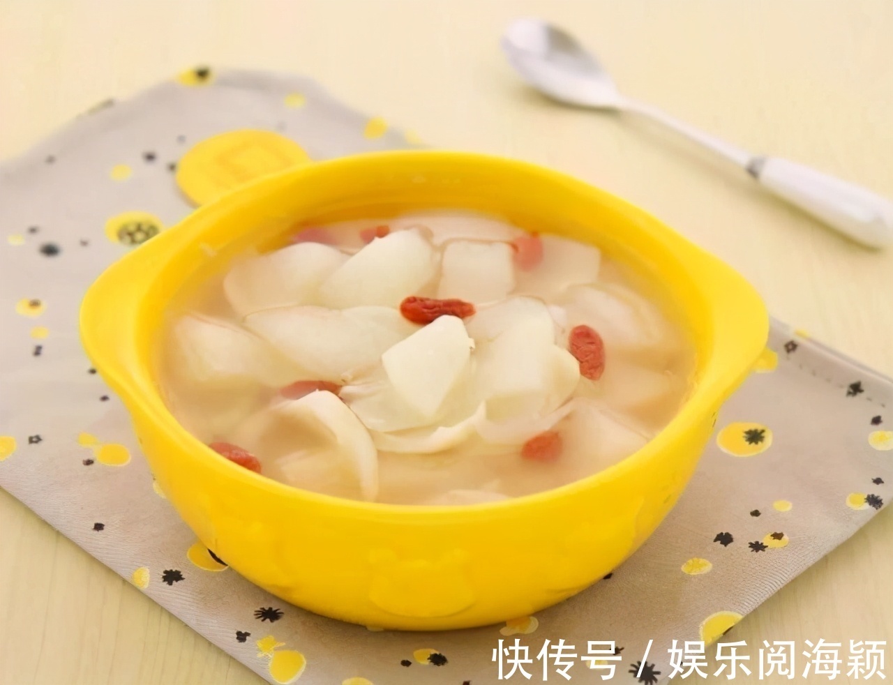 果蔬菜|想长寿先养生,推荐吃三种食物,排毒护肝,保护血管,好吃又健康