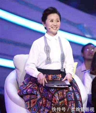 黄菡离开《非诚勿扰》时,那只有9句话的演讲,却影响了无数人