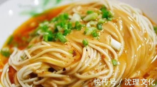 蛋皮丝|别再喝骨头汤了,它才是“补钙之王”,促进骨骼发育,孩子要多吃