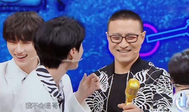 《王牌》迎来最会抢戏的嘉宾,汪峰张靓颖被挤出画外,关晓彤直接弃权