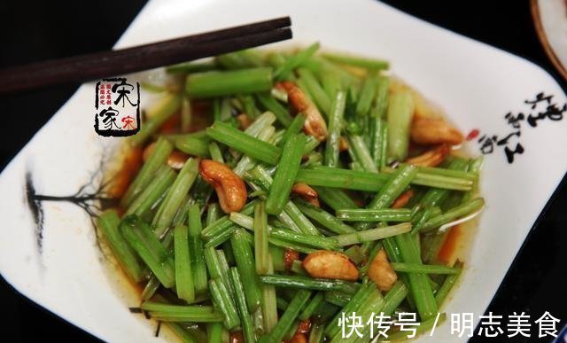 午餐五菜一粥,老公不需要大鱼大肉,天天这样吃我就很知足