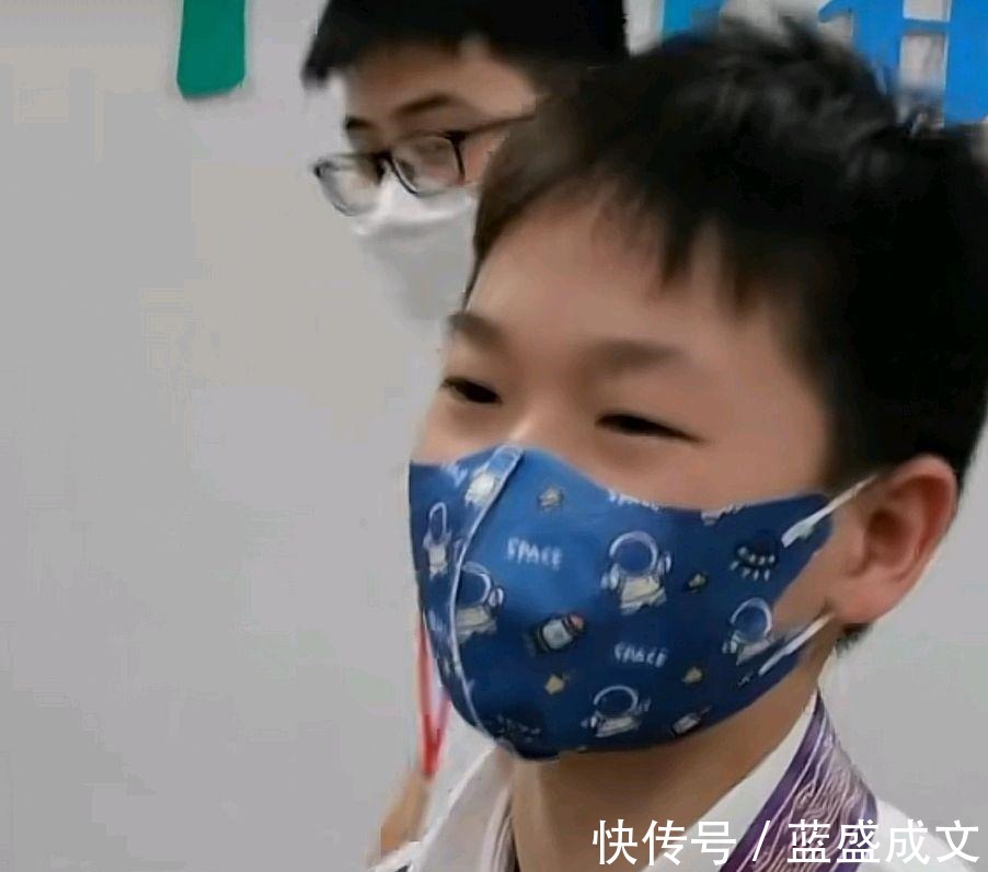 风云人物|记者从全红婵口中套出“秘密”!恩师赶紧把红姐推走,还好动作快!