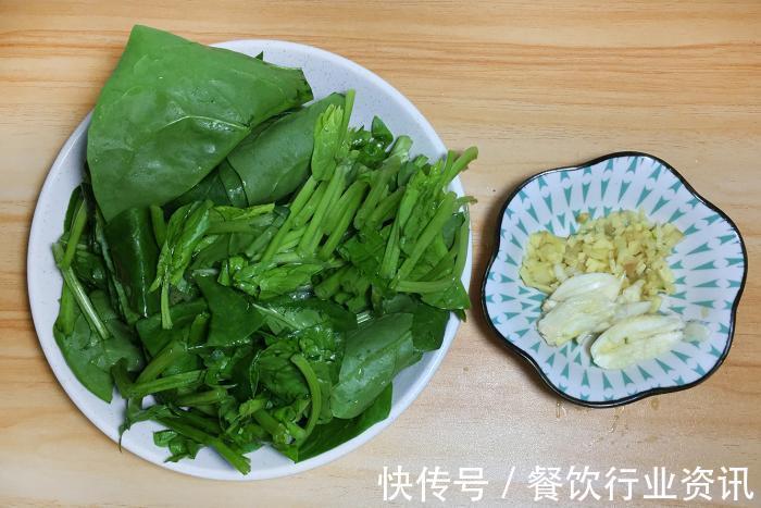 一日三餐|菜做对这一步,一点也不涩口,又鲜又嫩,真的太好吃了