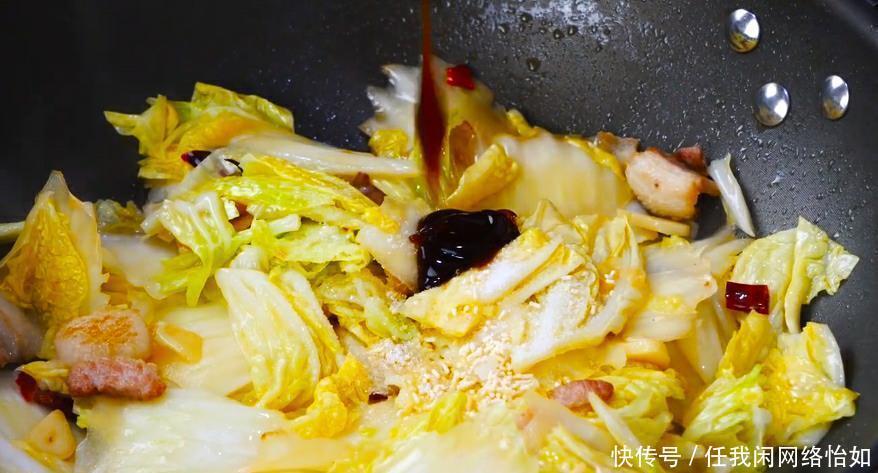 白菜炖豆腐|白菜豆腐超好吃的做法,饭店大厨教你诀窍,上桌后连汤汁都不剩