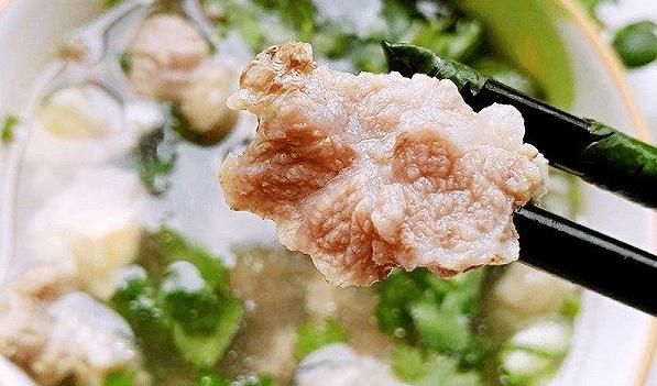  炖羊肉，调料不是越多越好！只加2样，羊肉软烂羊汤鲜美，没膻味