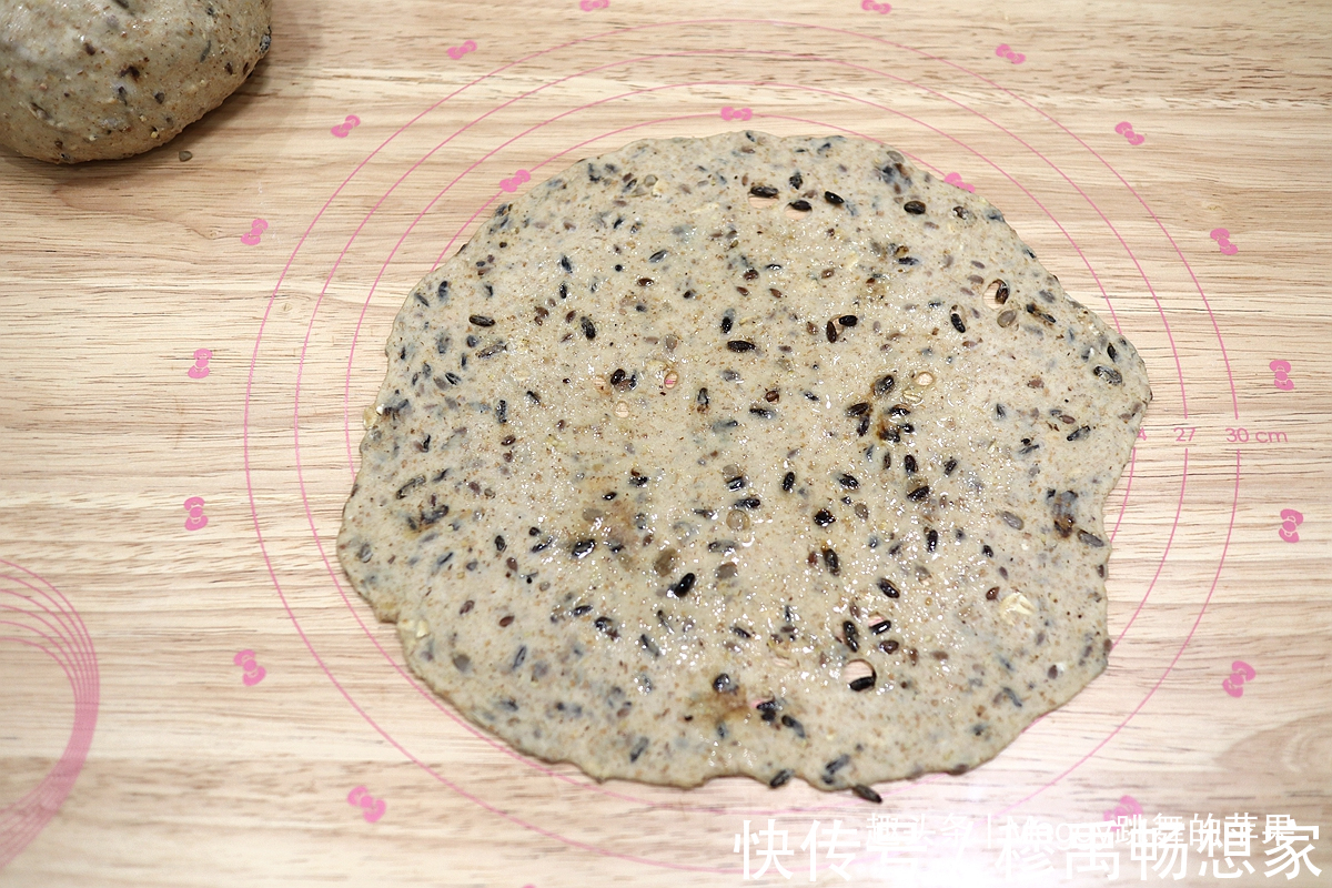 高筋面粉|在家烤欧包，拌拌揉揉烤烤，酥香焦脆又柔软，低脂早餐主食有了