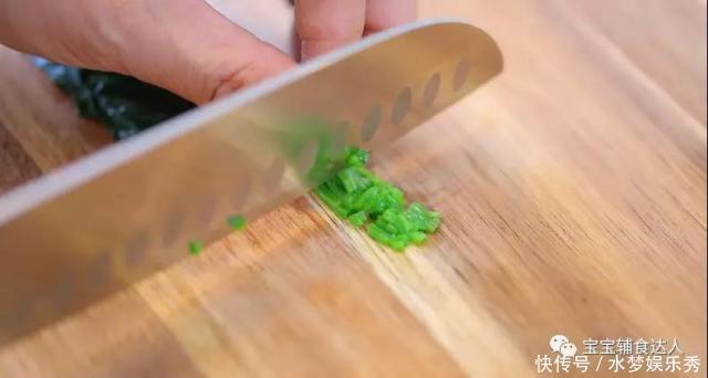 好吃|天天吃鸡蛋,这种做法第一次见,简单营养又好吃,孩子吃不够