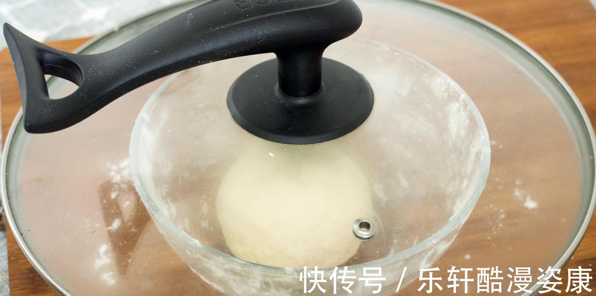 秋天南瓜是个宝，分享5种南瓜饼做法，软糯香甜，男女老少都爱吃