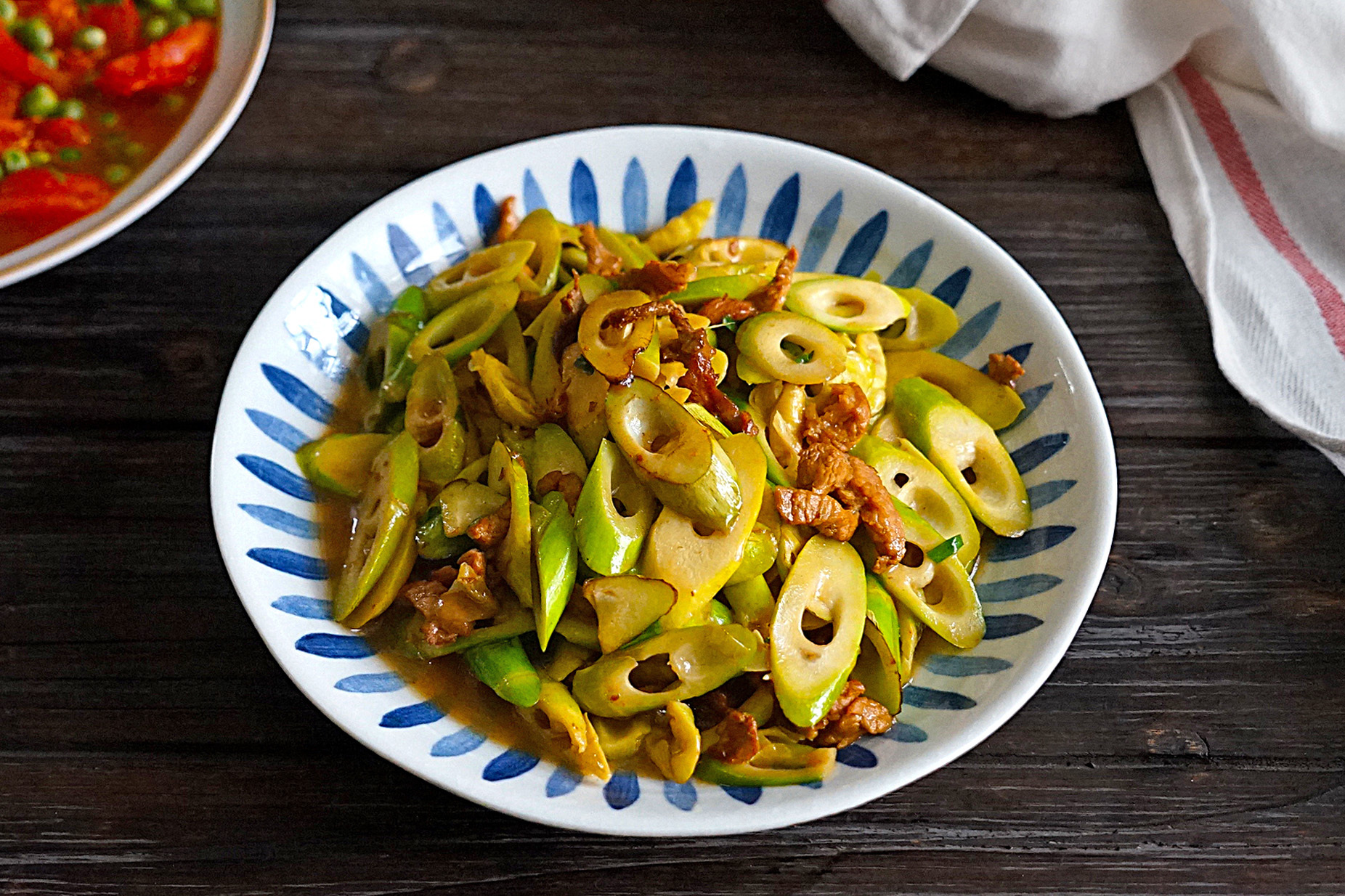 婆婆来看孙子，下厨做了4道菜，营养美味又好看，厨艺真是杠杠的