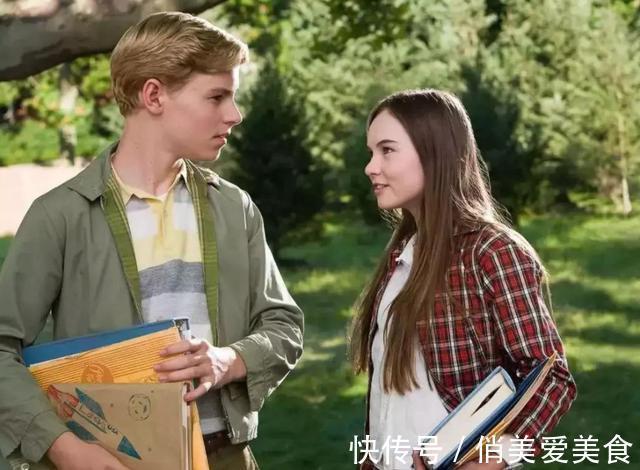 老师|14岁女孩关于“爱情”的作文火了,老师:就算她早恋我也不会管