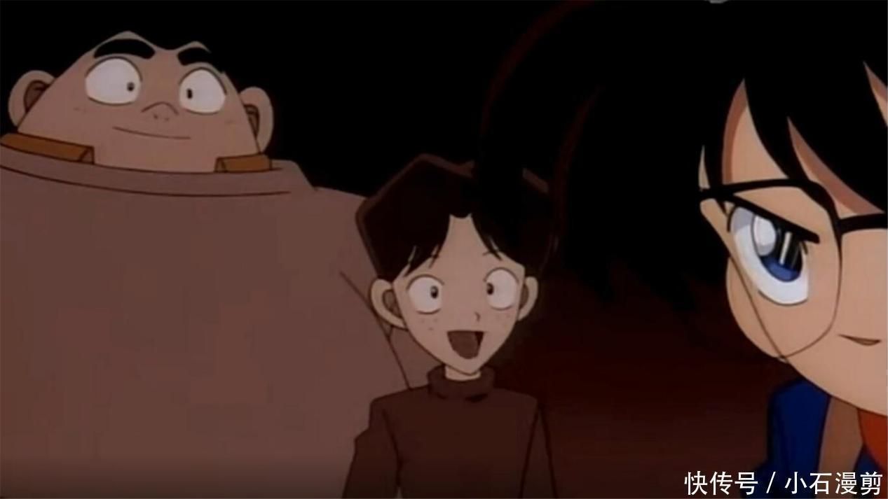 上門|足球選手恐嚇事件：新一女友找上門小蘭暴怒，柯南有苦說不出