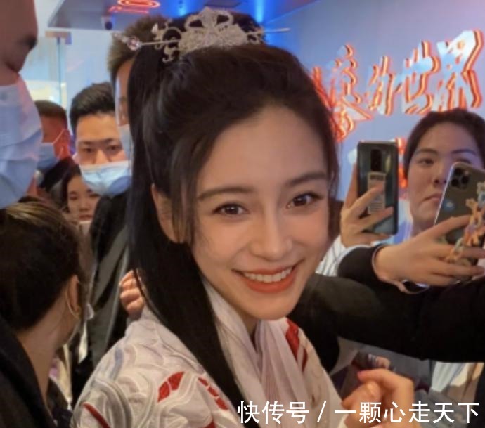 郑恺|明星扎推加盟开火锅店,人民网大谈其经营风险,22位艺人被点名!