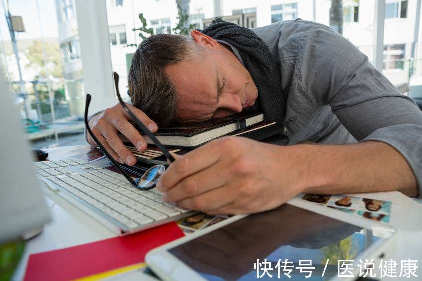 毛发|长期熬夜,身体或有4种后果,不容小觑,正在熬夜的你,赶紧改正