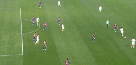 武漢隊(duì)|中超-武漢5-2逆轉(zhuǎn)送青島11連敗 鴨梨趙宏略皆雙響拉斐爾劉云建功