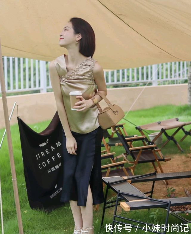 简约|想穿出高级感很简单,简约温柔的穿搭就很好驾驭,精致又有女人味