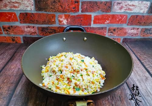 大忌|蛋炒饭,下锅直接炒是大忌,多加“1步”,米饭粒粒分明家人爱吃