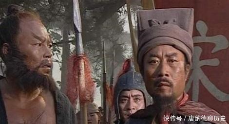 银子|武松和李逵都收了宋江的十两银子,但从拿钱的方式分出人品高低