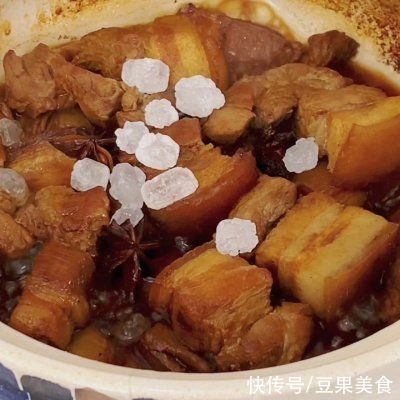 黄酒|独家秘方红烧肉，无需调料！中午刚做完，晚上又想吃了