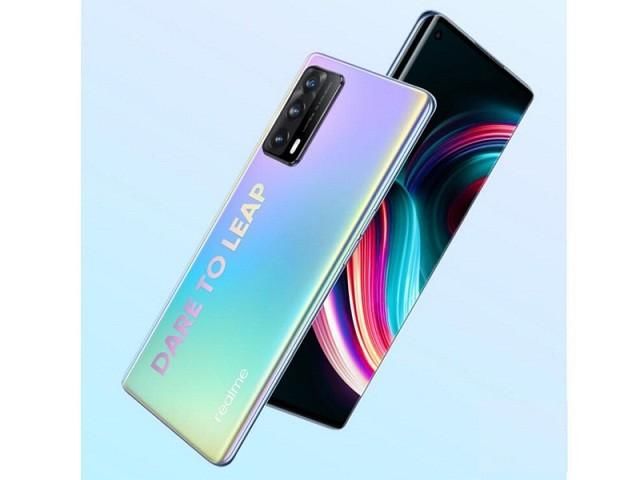 像素|realme X7 Pro至尊版对比荣耀50，哪款更值得入手?