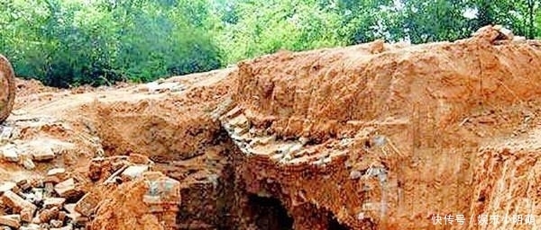 洞口的人|骇人听闻：历史上真正的盗墓