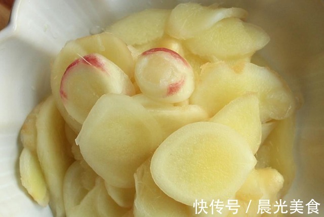 一坛|遇到这菜别放过，腌一坛慢慢吃，祛湿散寒，健健康康度一夏