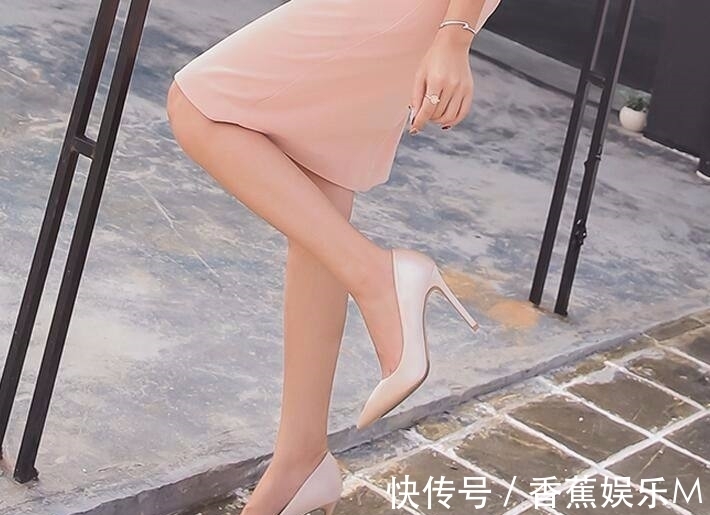 风情|尖头细跟高跟鞋撩汉技能满分,女人味极具性感风情