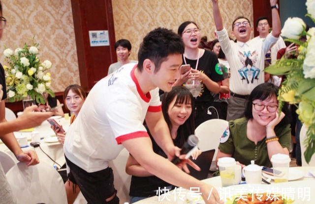 寧靜|《中餐廳5》首播烏龍不斷,寧靜嘴瓢穿幫,撒謊被前男友情史打臉