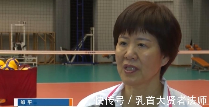 张萍|颜妮即将退役！她是不是20年来中国女排最厉害的副攻呢？
