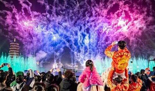 中年|春节黄金周回来了！长沙监测景区接待110.76万人次