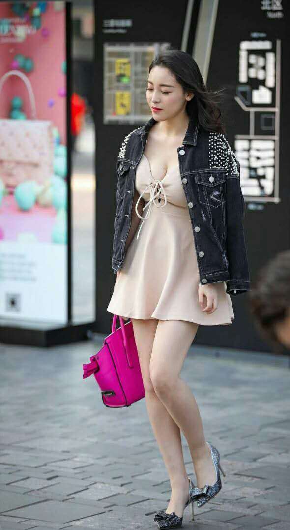 裙子|裙子还用“鞋带”绑,吃太胖穿不进去,只能自配“松紧带”