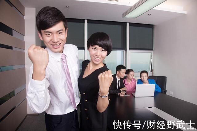 净利润|28万员工现状曝光!难怪央视点赞肯定，刘强东果然是“老实人”