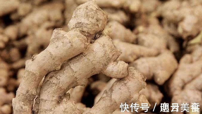 食盐|生姜容易发芽、干瘪?学会3个保存妙招,放一年都仍新鲜,很实用