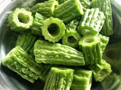 血糖|糖尿病患者:少碰5菜,多喝2水,做好1事,血糖或许能慢慢稳定