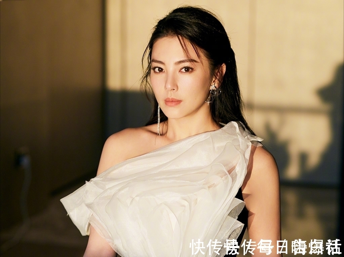 巧合还是故意?张雨绮刚退出《女恋》,《快本》就官宣丁程鑫加入