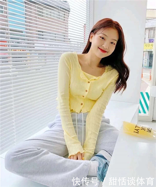 你的阔腿裤该扔了!今年流行“水桶裤”,遮肉显高,小个子都爱了