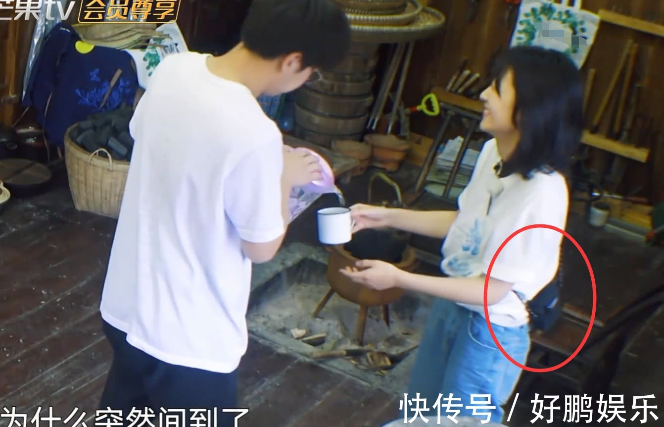 《向往3》张子枫录节目间出现生理期,看她随身背的小包,难怪!