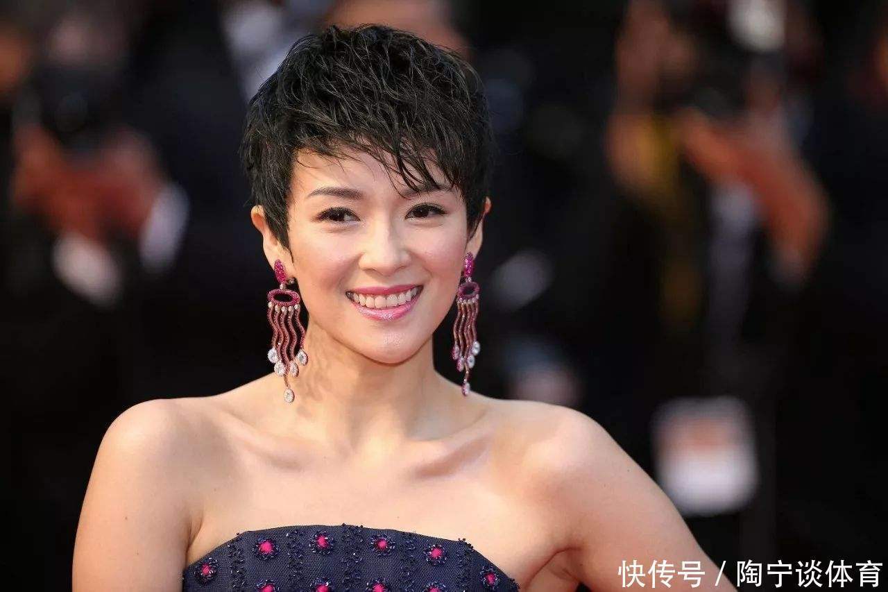 40岁女人巨显老的发型,这3种发型谁留谁土气,太影响颜值和美