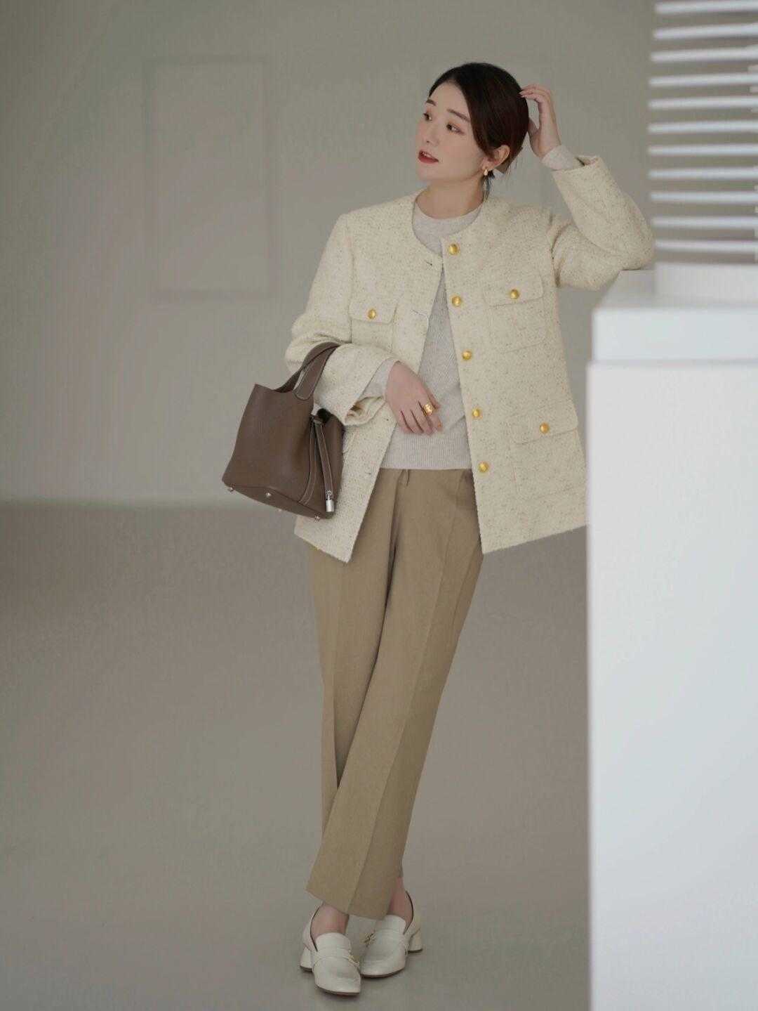 基础款 冬天选外套不要盲目跟风,这几款简约大气又经典,怎么穿都好看