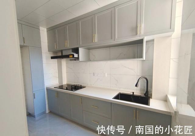 鞋柜|新房保洁做完真干净，不喜欢吊顶贴石膏线条代替，省钱又好看