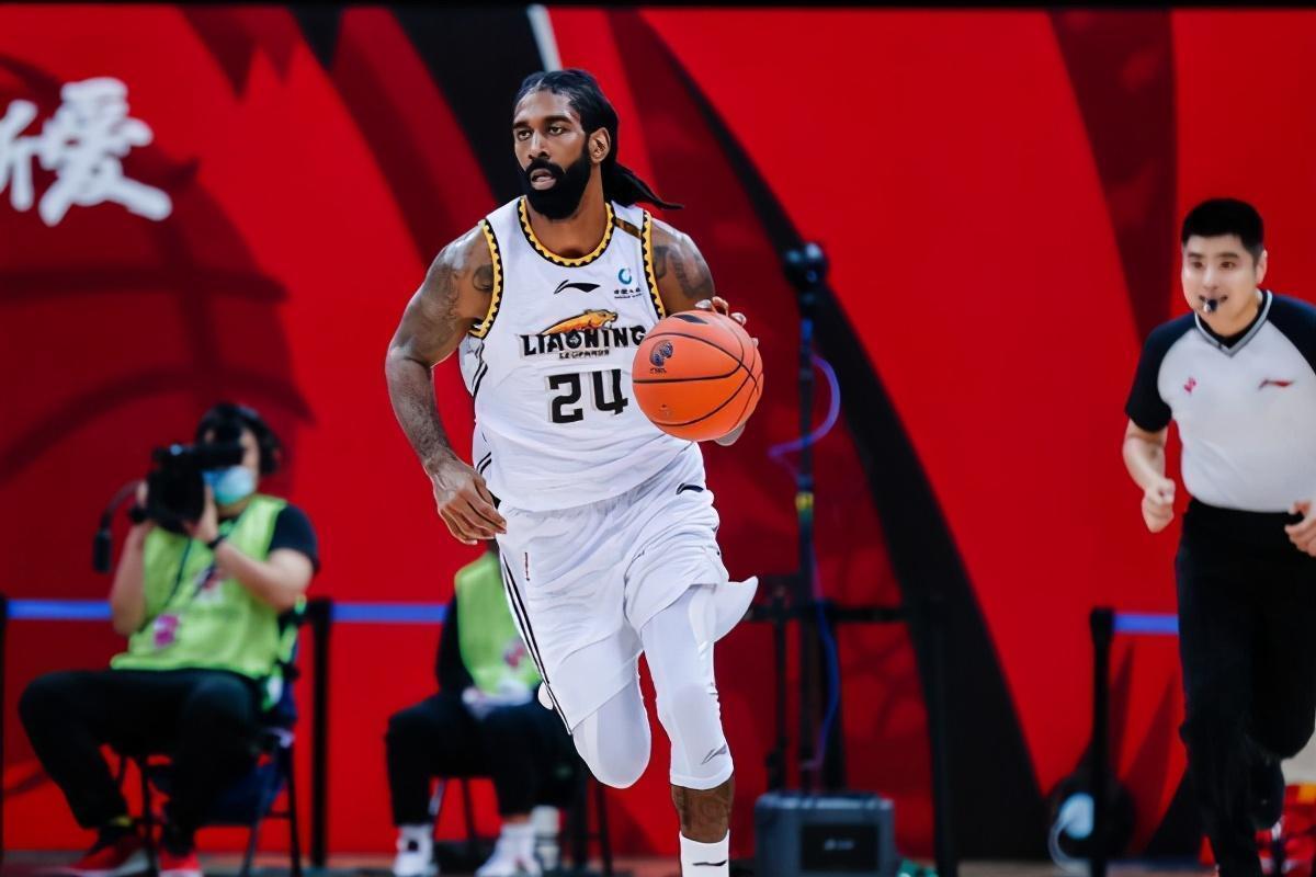 楊鳴|亞洲杯為CBA讓路首鋼離隊(duì)第一人,打鐵匠或拖楊鳴爭冠后腿