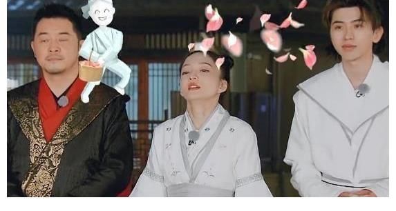 坤坤|跑男蔡徐坤再次封神，曬素顏胡子拉碴臉蠟黃，粉絲贈(zèng)愛(ài)稱(chēng)“俊渣”