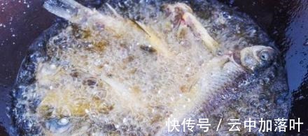 刺鲫鱼是怎么做学会不担心鱼刺卡喉咙,爱吃鱼的宝宝有福了!