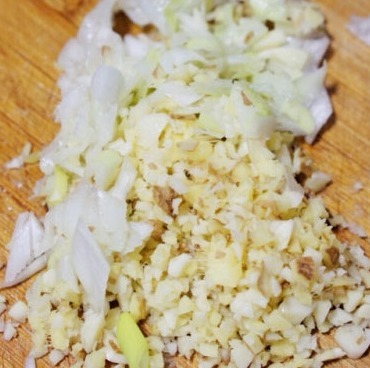 电饭煲版蜜汁叉烧,十几分钟上桌,超下饭,家人每次吃到撑