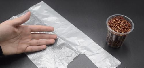 保鲜袋|刀放在打火机上烤一烤,解决了困扰大家的一大难题,学会一生受用